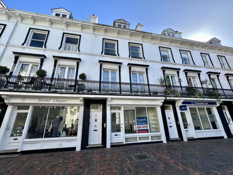 The Pantiles, Tunbridge Wells, TN2