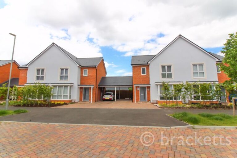 Bramling Crescent, Knights Park, Tunbridge Wells