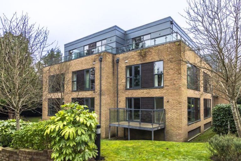 Dunorlan Park, Pembury Road, Tunbridge Wells