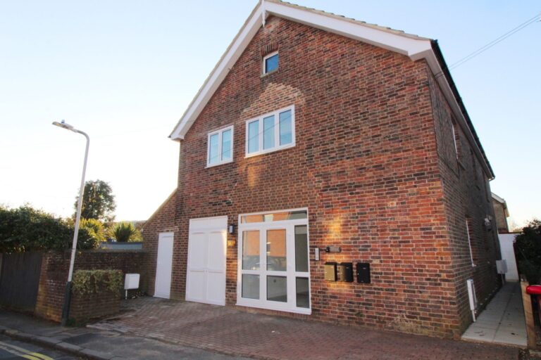 Nelson Road, Tunbridge Wells, TN2