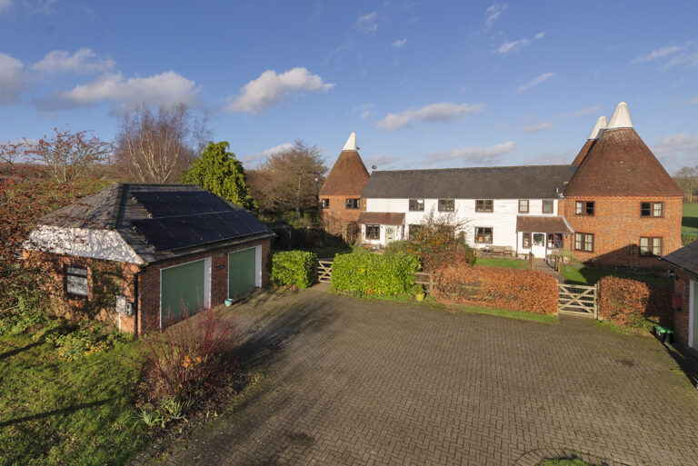 Maidstone Road, Nettlestead, ME18