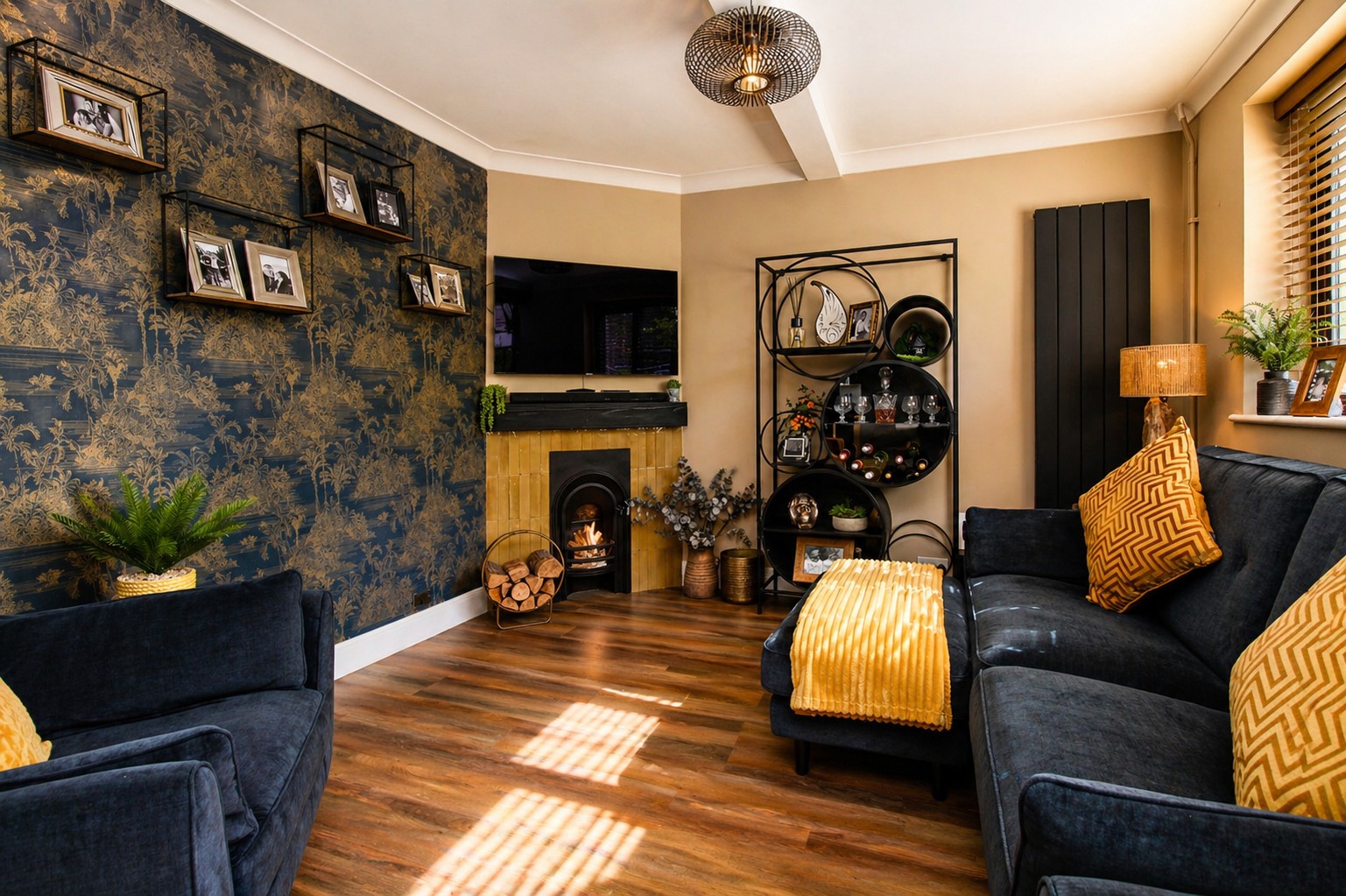 Livingroom2.jpeg