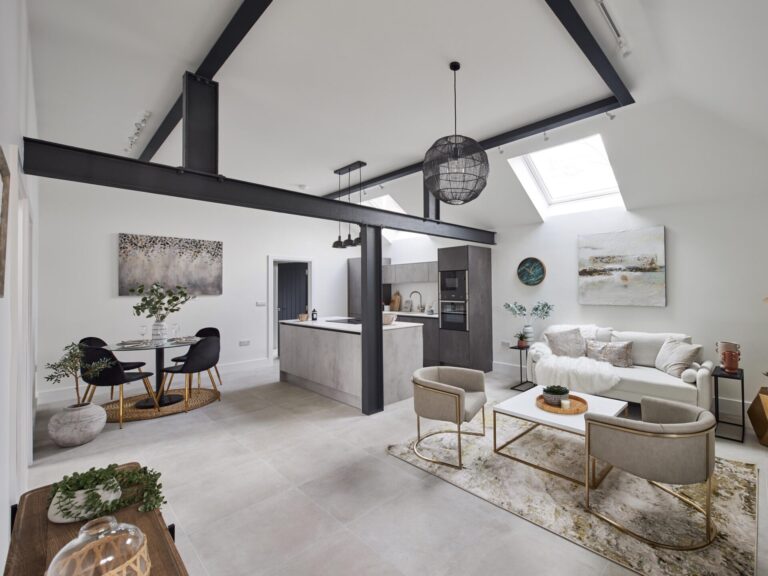 The Vault, Half Moon Lane, Hildenborough, Tonbridge, TN11 9HU