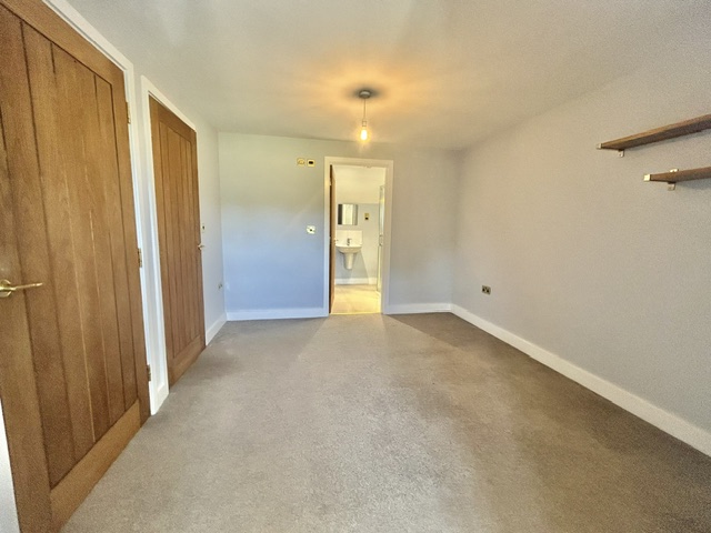 MainBedroom2.jpeg
