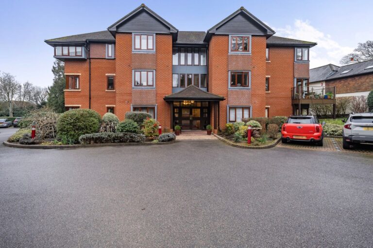 Eridge Road, Court Royal Eridge Road, TN4