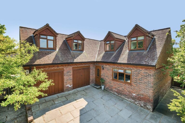 Kingsmead Park, Paddock Wood, TN12
