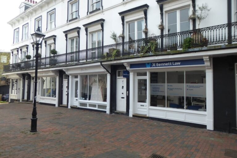 25 The Pantiles, Tunbridge Wells