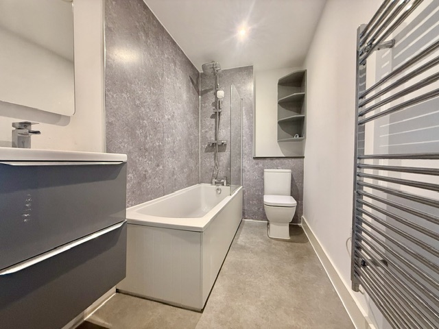 bathroom3.jpeg