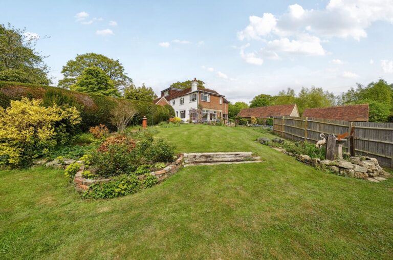 Eridge Road, Groombridge, TN3