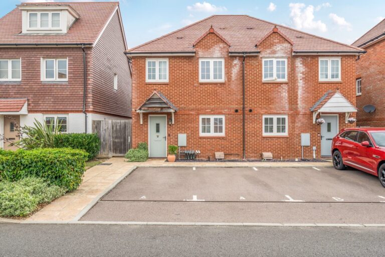 Baker Lane, Tonbridge, TN11