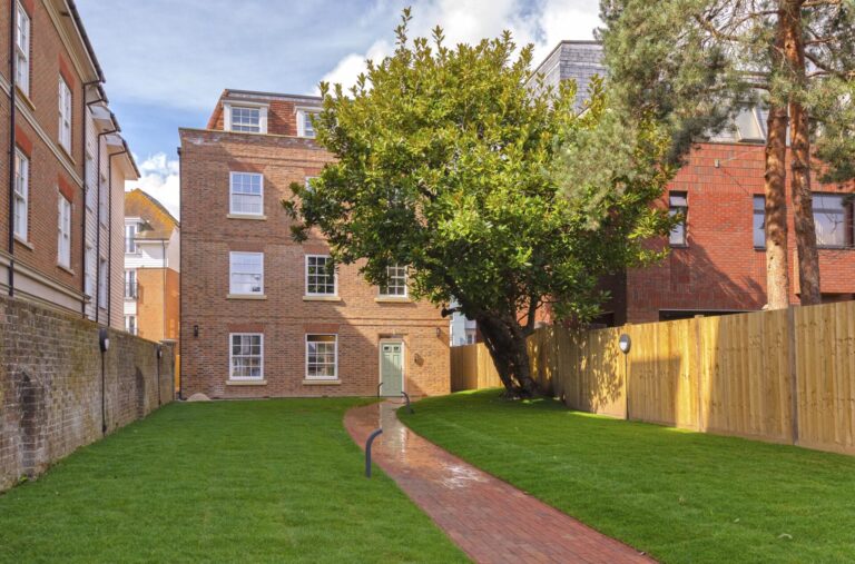 High Street, Tonbridge, TN9