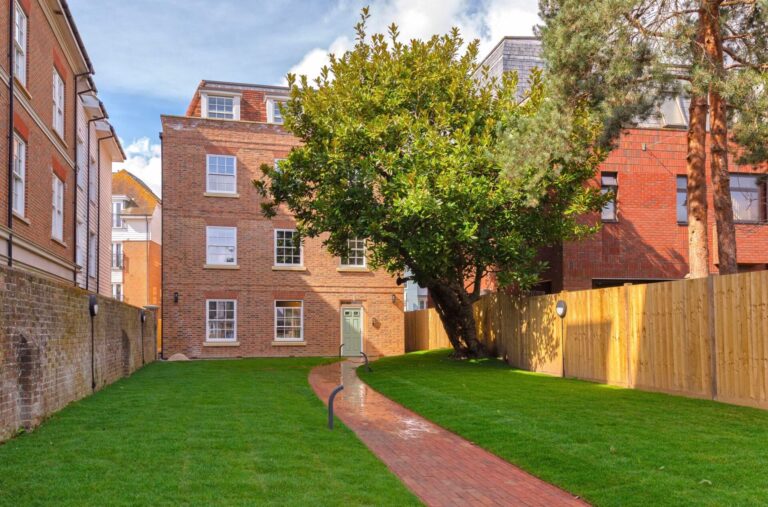 High Street, Tonbridge, TN9