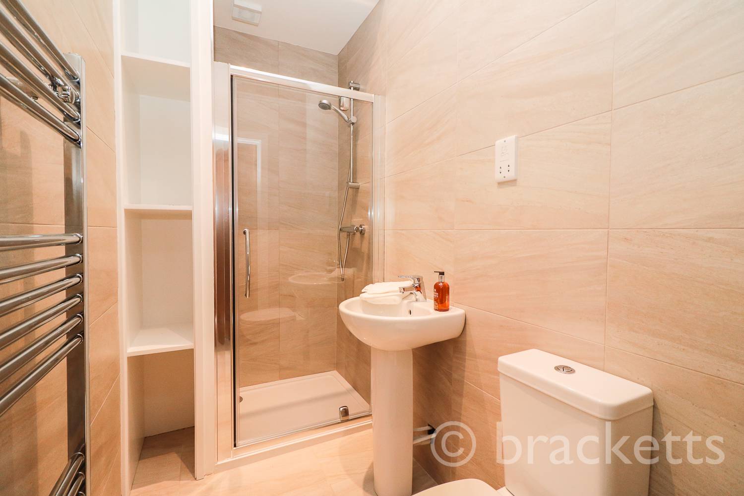 showerroom.jpg